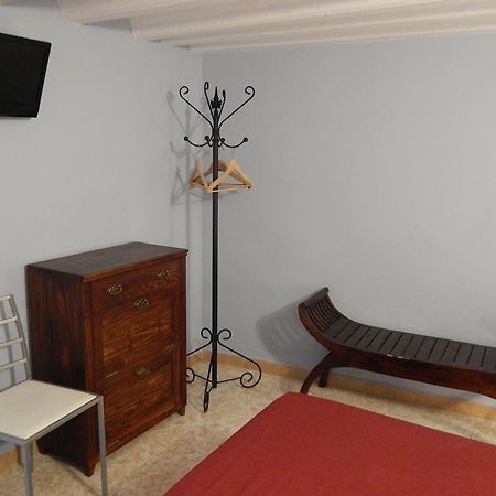 Hospederia Marques Hotel Кадис Екстериор снимка