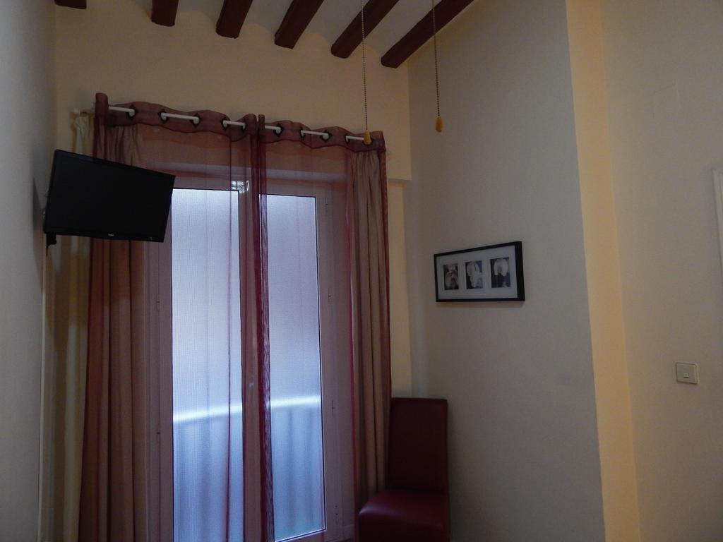 Hospederia Marques Hotel Кадис Екстериор снимка