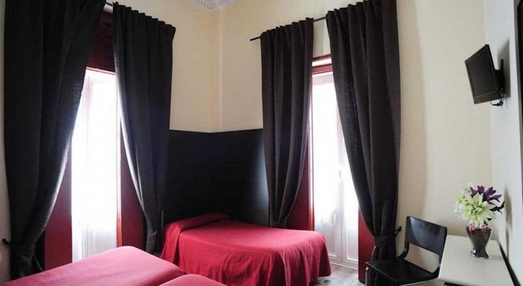 Hospederia Marques Hotel Кадис Екстериор снимка